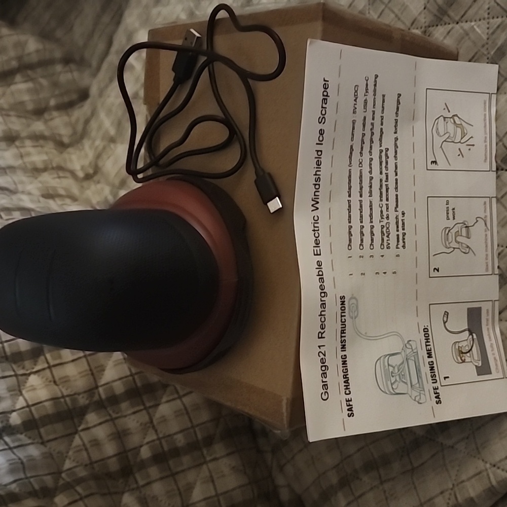 Rechargeable Electric Windshield Ice Scraper